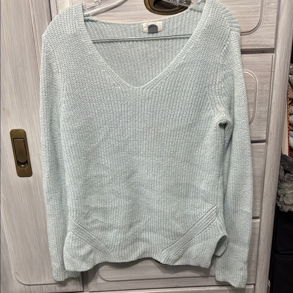Women's Light Blue Old Navy Sweater